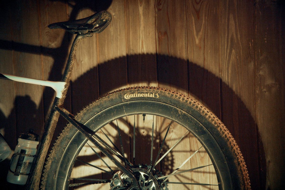 Continental throws its weight behind 32in wheels as it teases XL Dubnital tyre