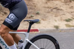 FABRIC ALM Halo saddle 1
