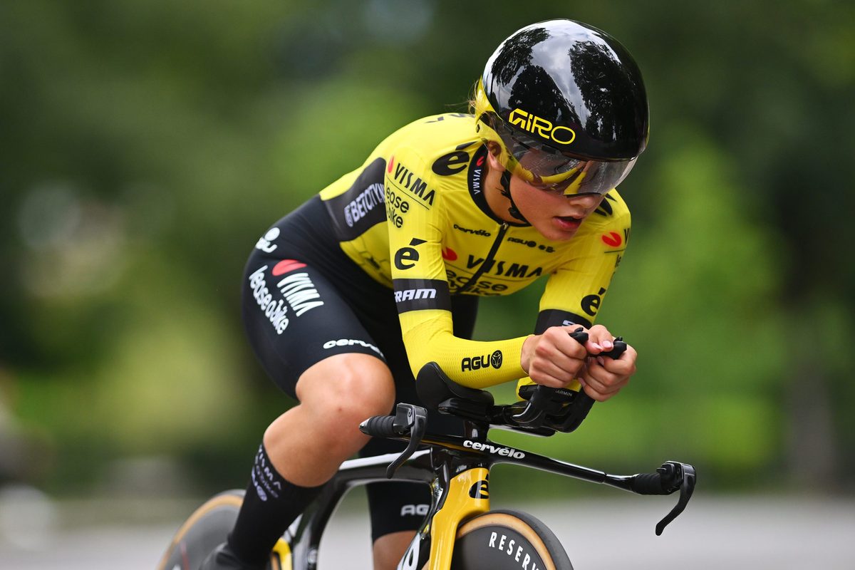 Tour de France Femmes warns of extra clothing checks after bra padding controversy