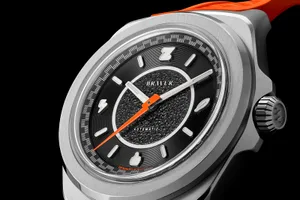 681135-Bravur-Zwift dial closeup 2-3de43d-original-1781098434 Zwift x Bravur watch.