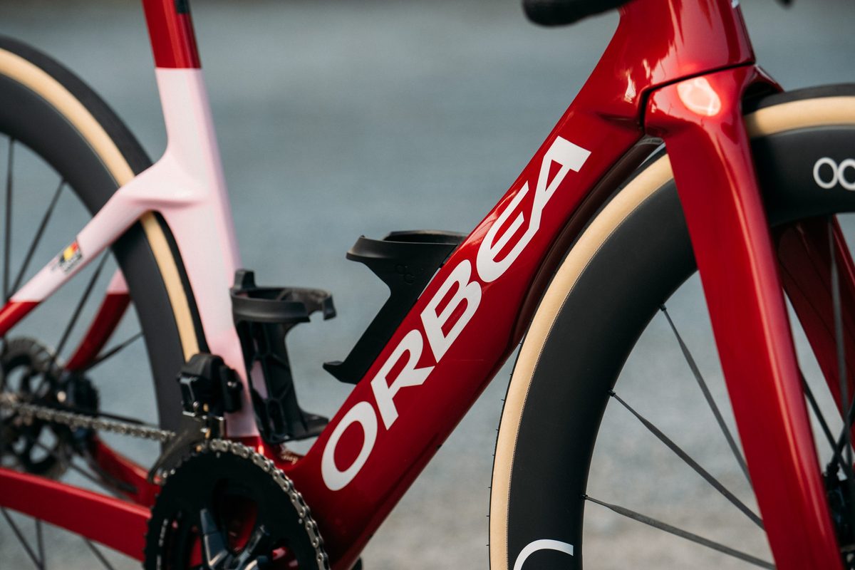 Orbea rolls out eight custom Orca Aero bikes for the Vuelta, one for each member of the Lotto-Intermarché team