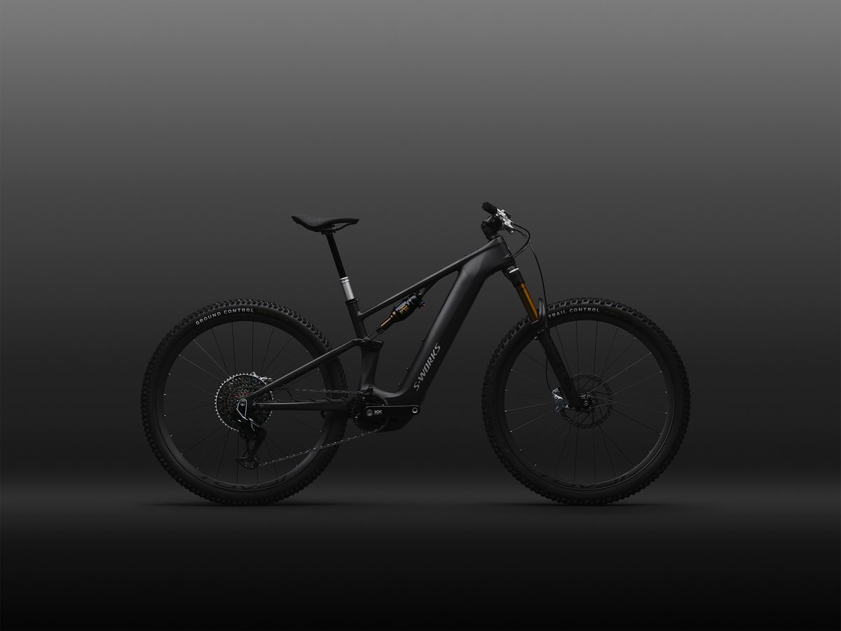 Specialized Levo R Ultralight: výkon 850 W za méně peněz a s lehčím kolem