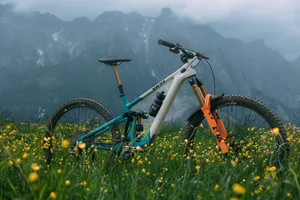 Yeti LT The new Yeti LT enduro mountain bike with Sixfinity suspension pictured in an alpine meadow.