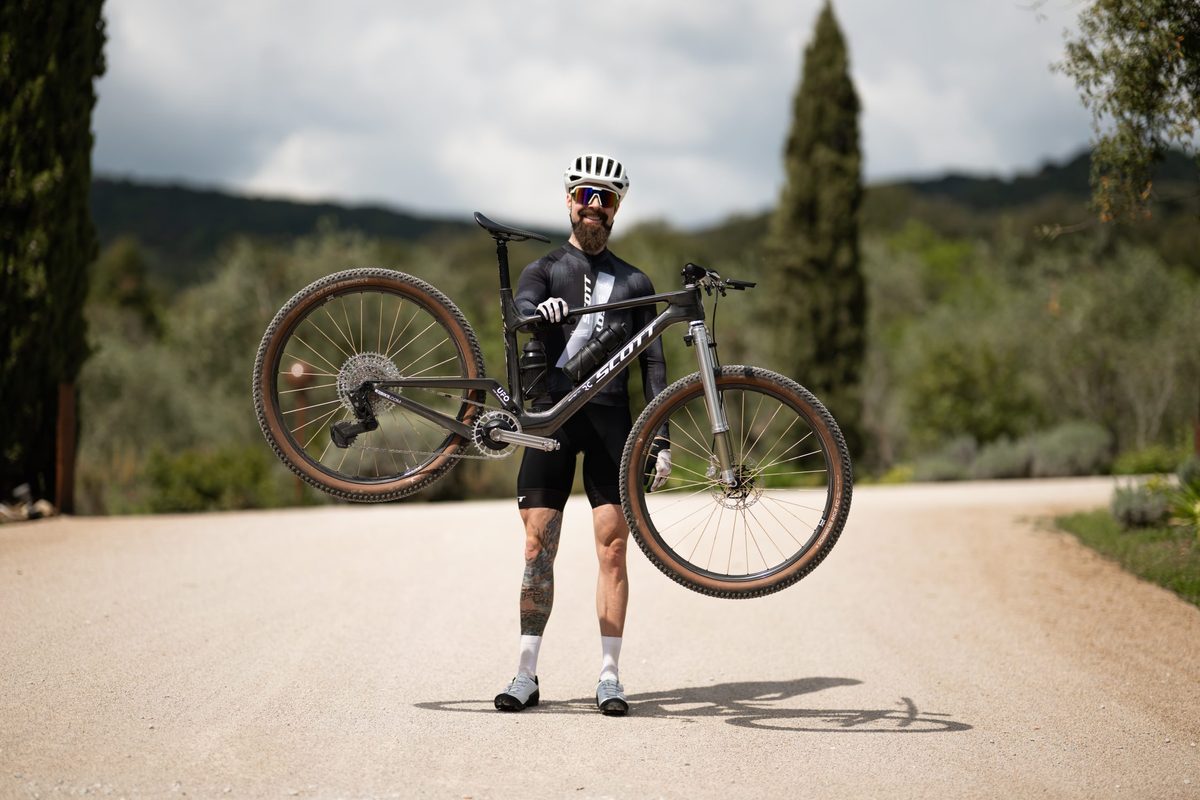 Dangerholm's sub-9kg Scott Spark RC is a true one of a kind