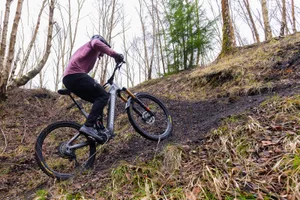 Propain Sresh CF – long term – 23 Mountain biker riding the Propain Sresh CF full suspension mountain eBike