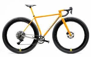 Mosaic GT-1 i55 32- Titanium Gravel Bike-01 Mosaic GT-1 i55 32 gravel bike.