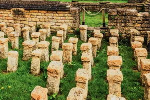 MHFG6W (1) Ruins of an old Roman estate