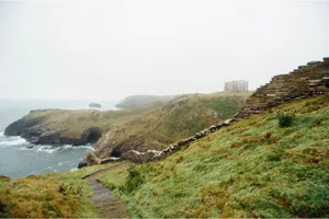 tintagel-castle-header Cliff in Tintagel, Cornwall, UK