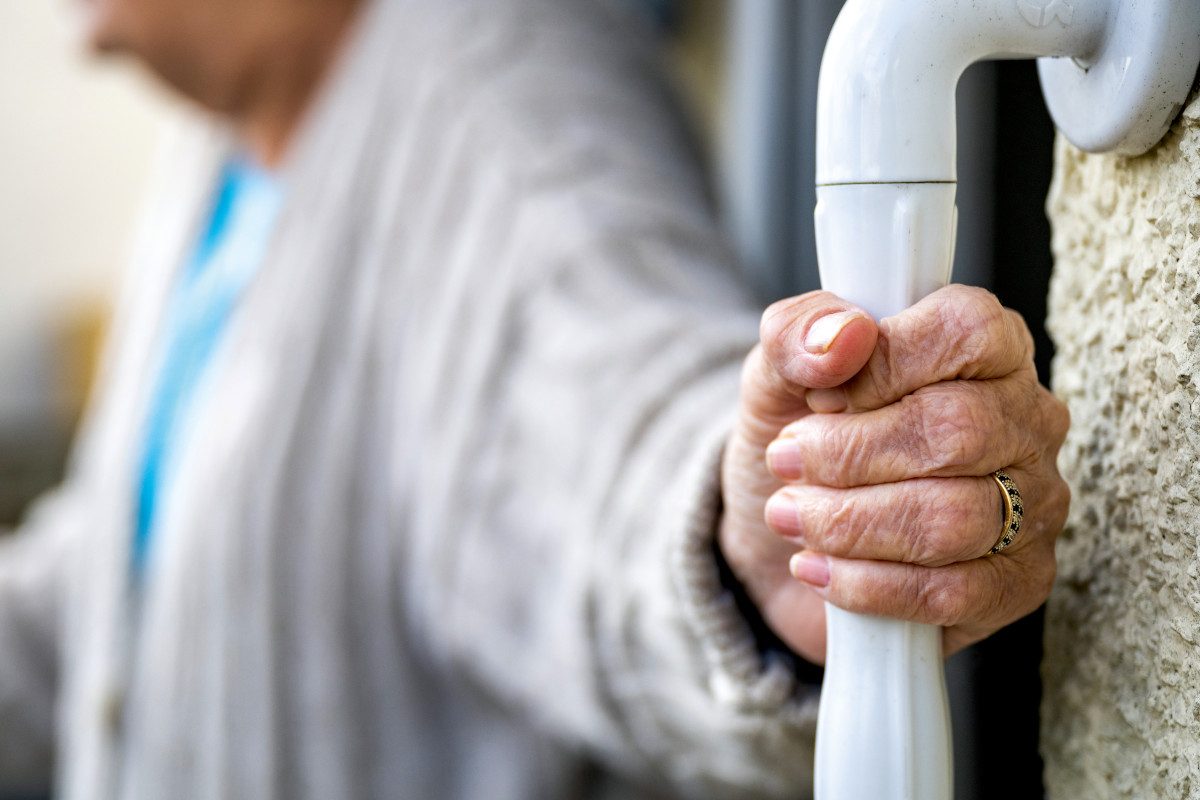 More people are dying from falls. Could these common drugs be to blame?