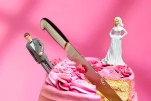 Main divorce FP Abstract image representing divorce.