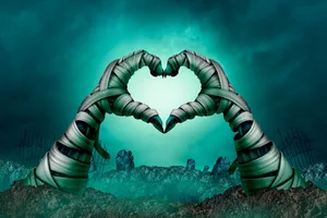 Dating Mummy hands forming a heart shape