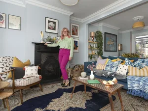 ‘Renovating gave us a blank canvas for our colourful, creative home’ Valspar’s Winter Wonderland on the walls acts as a canvas for this cool living room. Carey and Johan are big fans of colour, sourcing their bright soft furnishings from as wide a range of outlets as Marks & Spencer to local independents, Artisans & Adventurers
