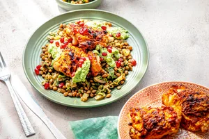 Harissa-chicken-lentil-bowl-watercress-pesto