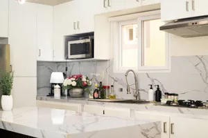 Why you should never install a quartz worktop A modern kitchen with quartz worktops