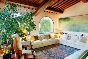 Tuscan decor A warm, Tuscan-inspired interior