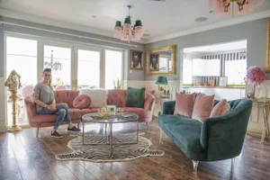 ‘I chose Farrow & Ball’s Manor House Gray for the living room walls to balance the rich, warm tones of my furnishings and accessories,’ Hayley says ‘I chose Farrow & Ball’s Manor House Gray for the living
room walls to balance the rich, warm tones of my
furnishings and accessories,’ Hayley says