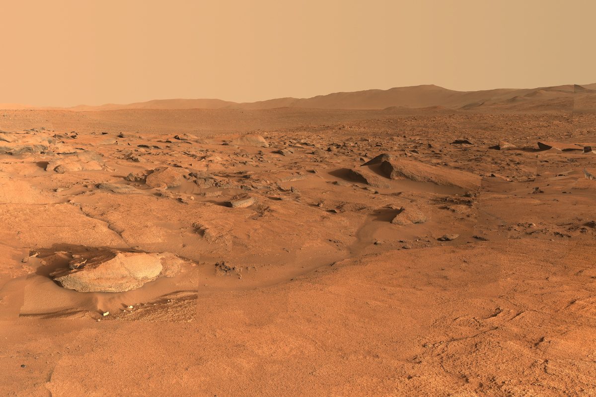 Spectacular image from the surface of Mars  and scientists get a big surprise while searching for signs of ancient life  skyatnightmagazinecom