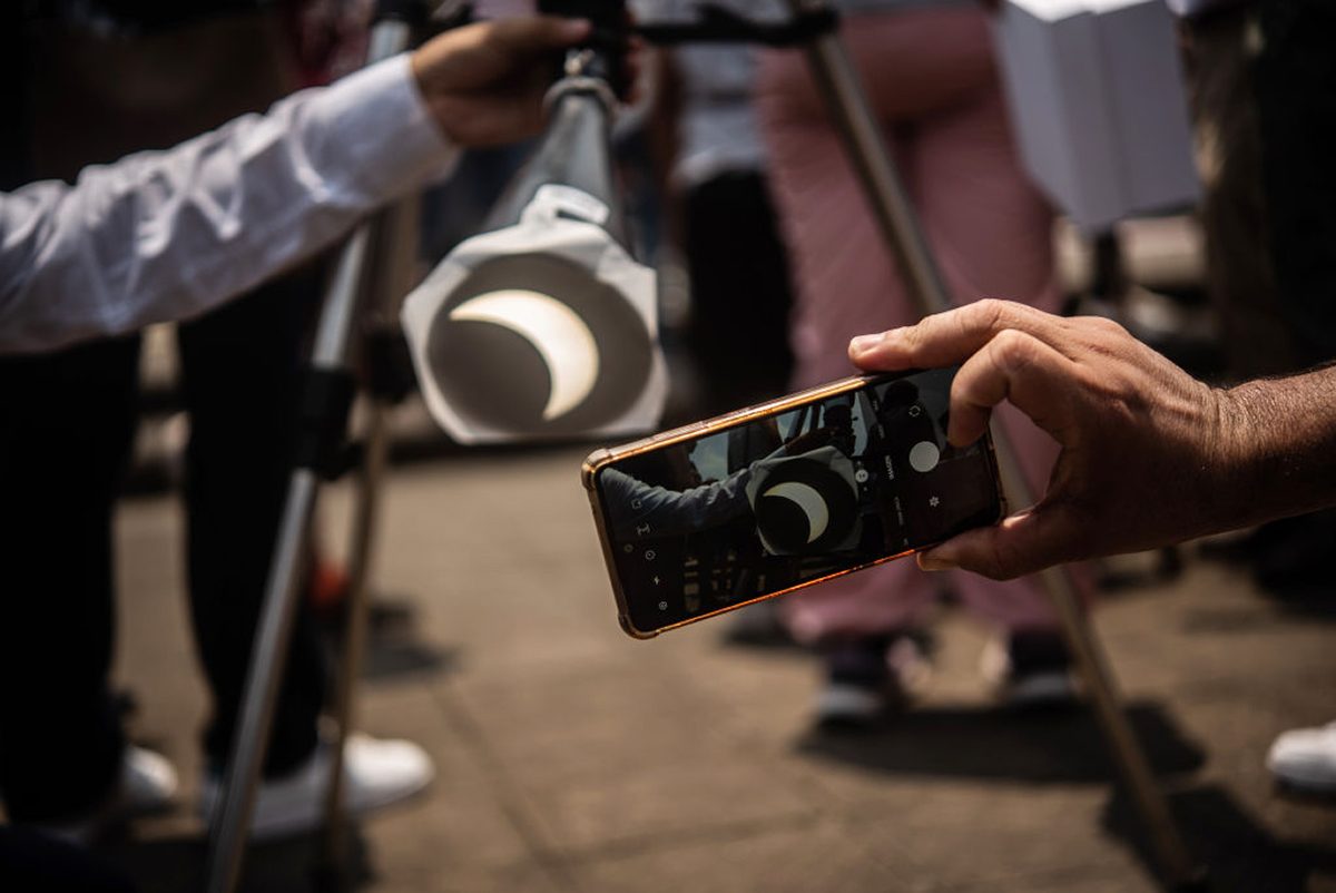 Turn your telescope into a solar eclipse projector! How to make a solar projection screen for observing the Sun or a solar eclipse | BBC Sky at Night Magazine
