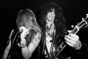 Axl Rose Slash 1985 Axl Rose and Slash performing with Guns n' Roses at Radio City on October 31, 1985