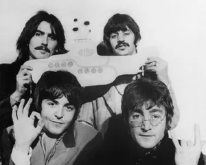 Untitled design – 2025-12-10T161314.350 Beatles Yellow Submarine