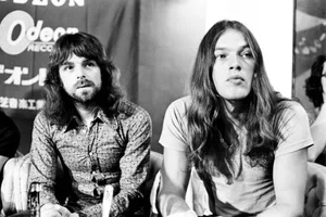 bad songs from great albums – Seamus Richard Wright, David Gilmour of Pink Floyd at a press conference at Hakone Aphrodite, Tokyo, Japan, 2nd August 1971