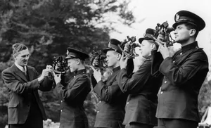 22nd October 1937: Merchant Navy Cadets learning how to use a sextant at University College, Southampton. How to find Merchant Navy records 22nd October 1937: Merchant Navy Cadets learning how to use a sextant at University College, Southampton. How to find Merchant Navy records