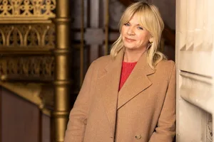 WDYTYA22_ZB_1200x800 Zoe Ball on Who Do You Think You Are?