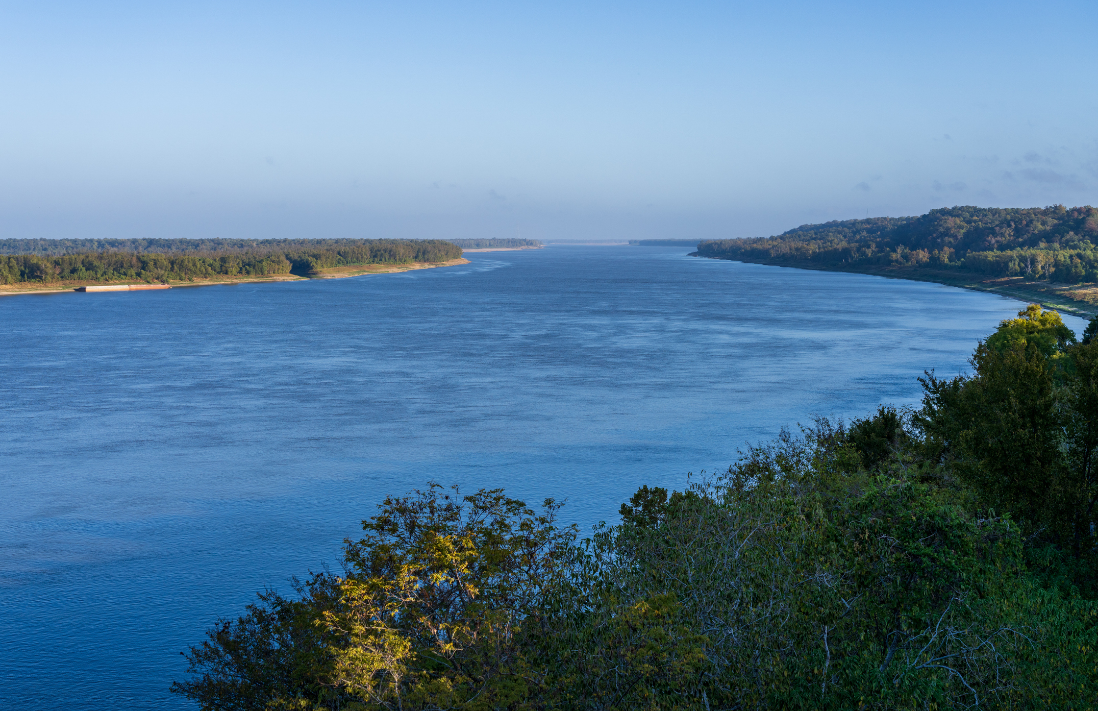 It stretched a humongous 250km and blocked a mighty American river for ...