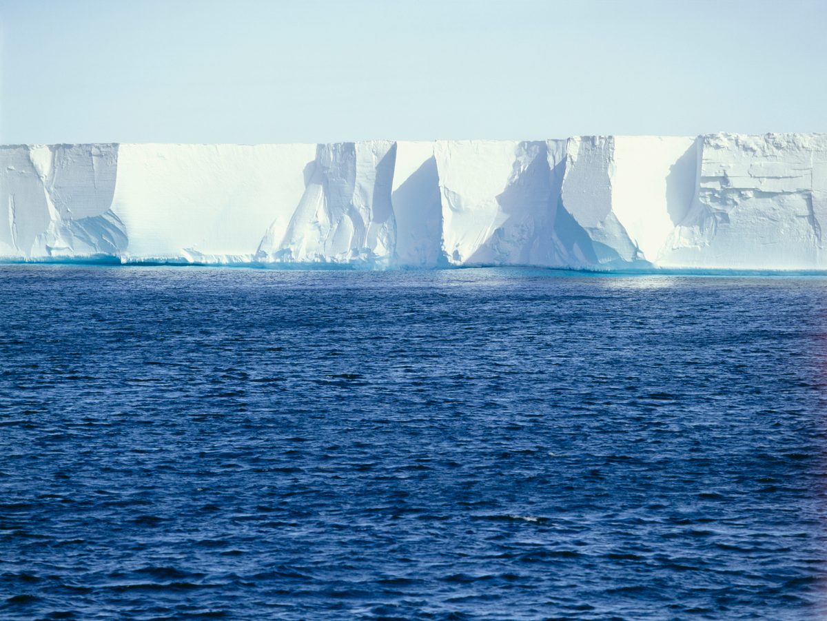 Giant 800km Antarctic Ice Shelf Protects Earth From Massive Sea Level Rise - News Directory 3