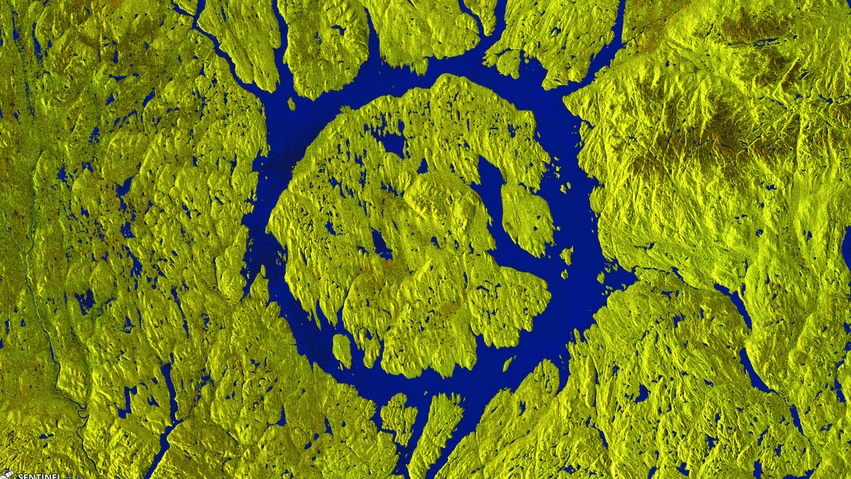 Amateur astronomer finds 390-million-year-old impact crater in Canada