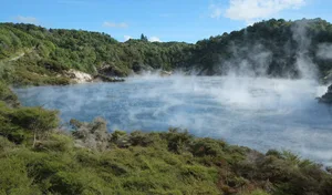 Frying_Pan_Lake_in_Waimangu_Volcanic_Valley Frying Pan Lake New Zealand