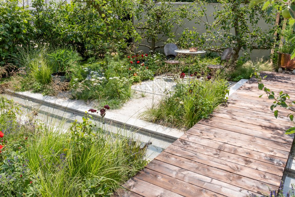 The Style and Design Garden. Designed by: Ula Maria. Sponsored by: London Mosaic, CED, Garden Brocante Online, Jewson and The Hive Honey Shop. Lifestyle Garden. RHS Hampton Court Palace Flower Show 2018. Stand no.635