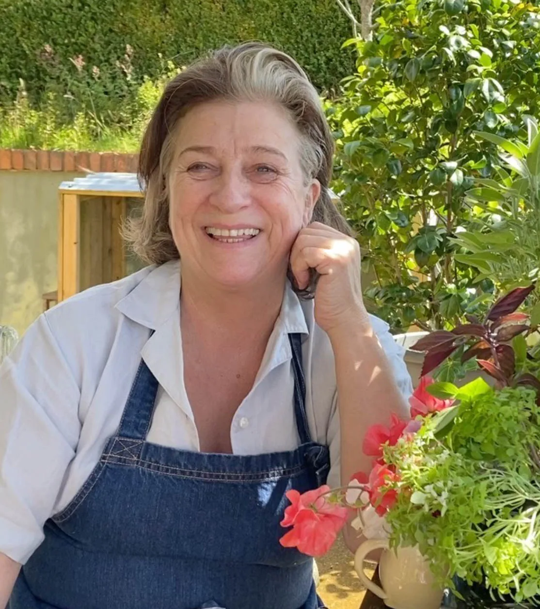 Caroline Quentin
