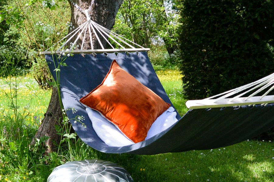 Contemporary Garden Hammock in a garden
