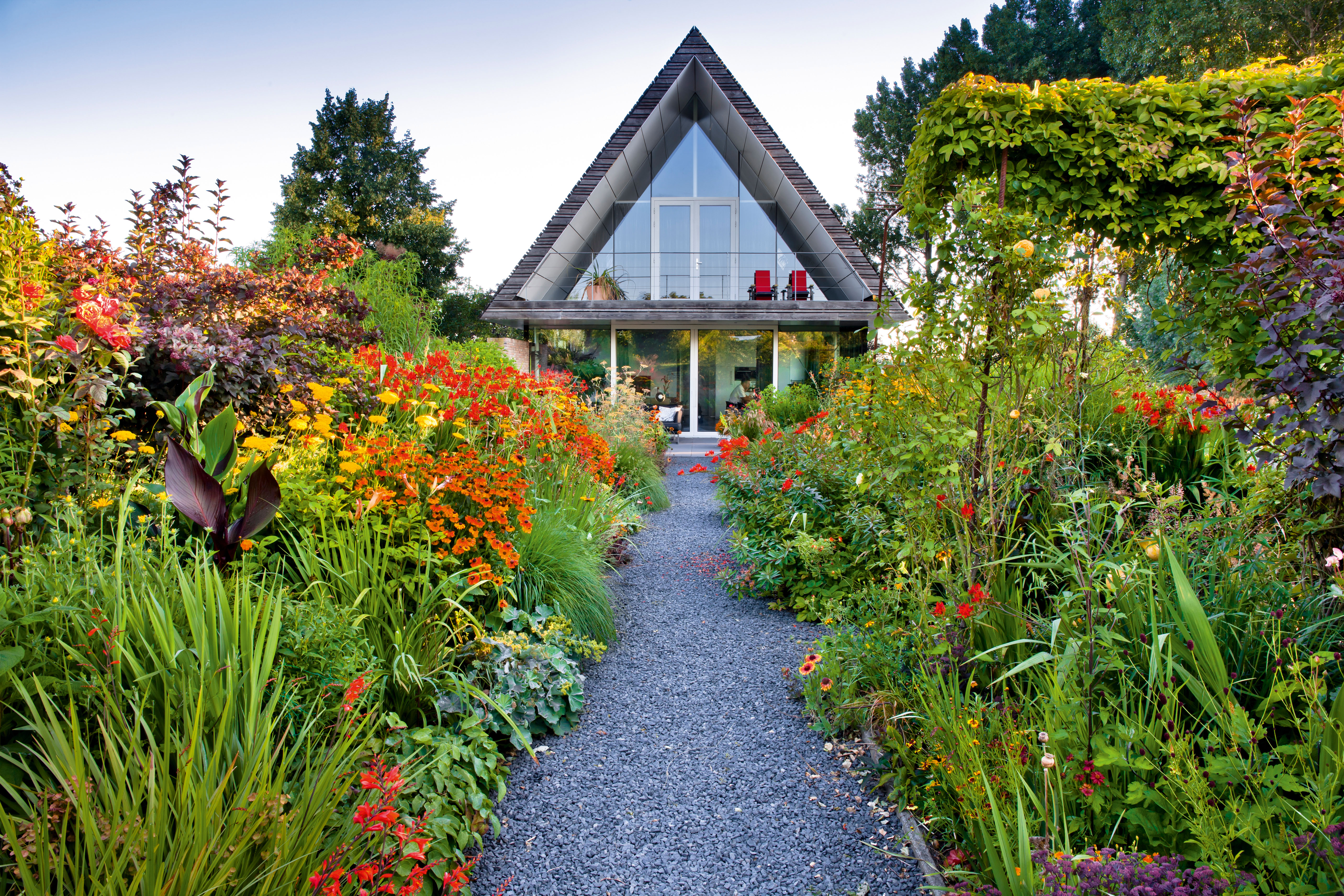 Dutch garden of Jopie Koens and Ton Alten