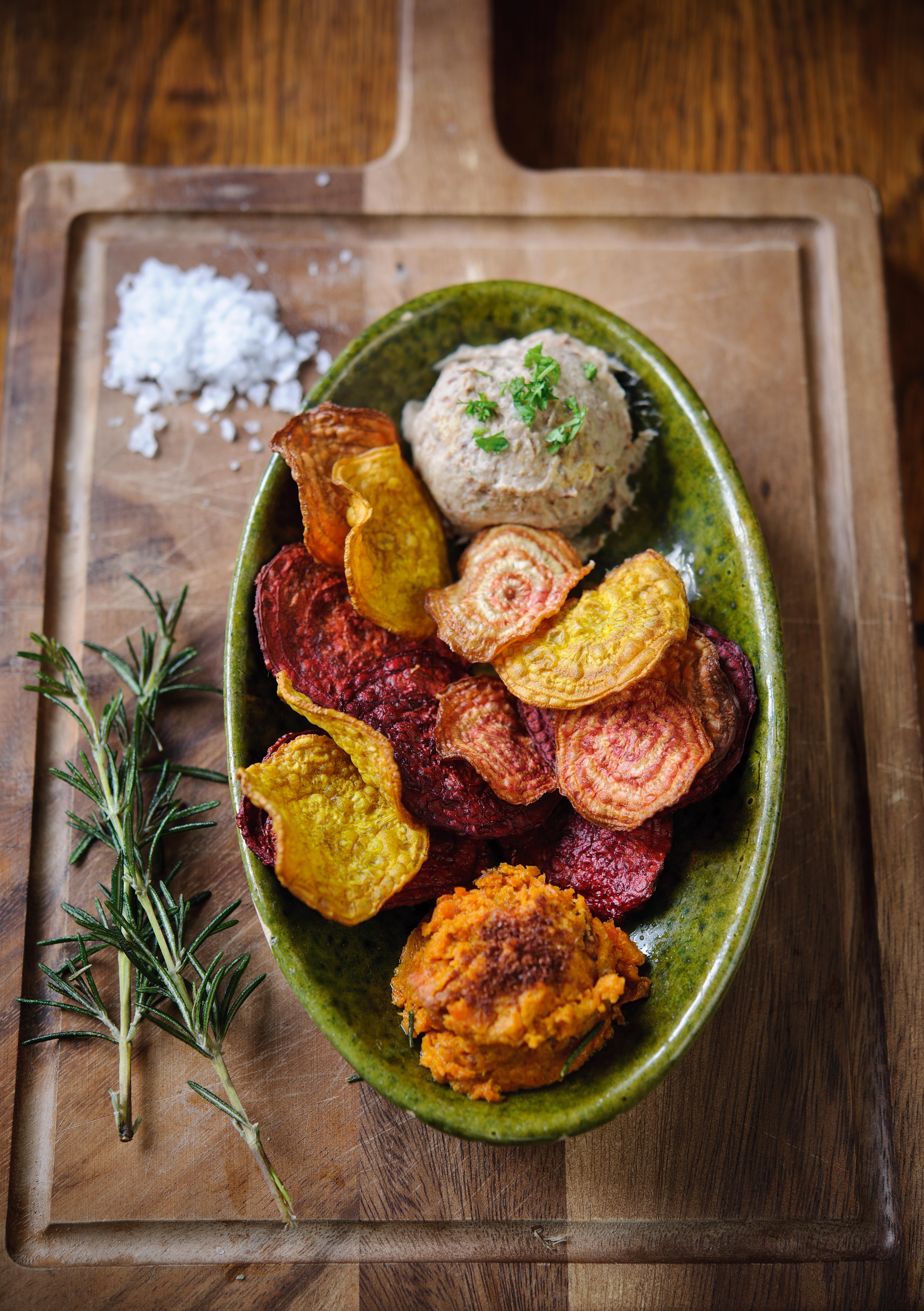 Beetroot crisps for Christmas food