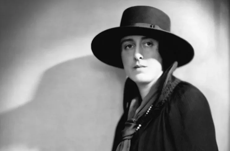 The novelist and poet Vita Sackville West (1892-1962), ca. 1925.