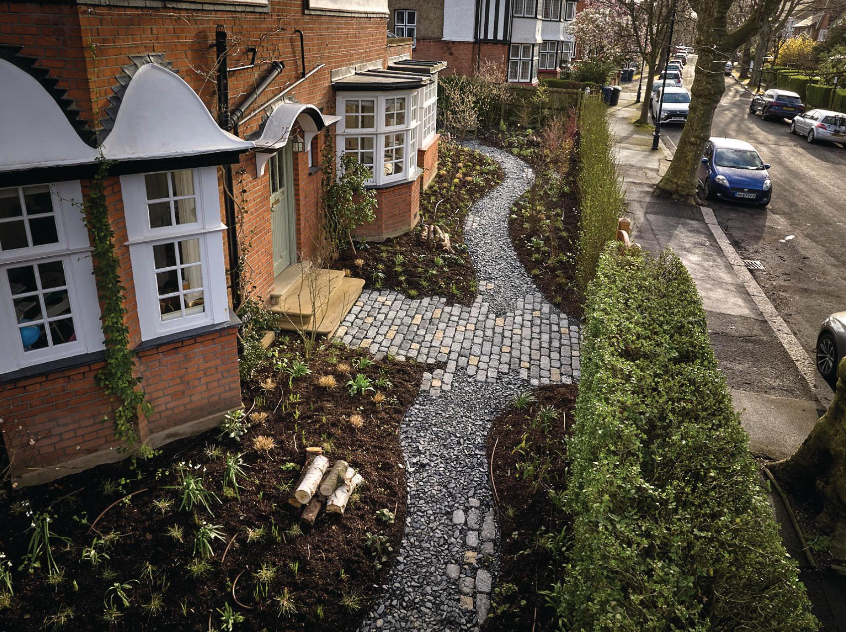 Front garden design by Stefano Marinaz