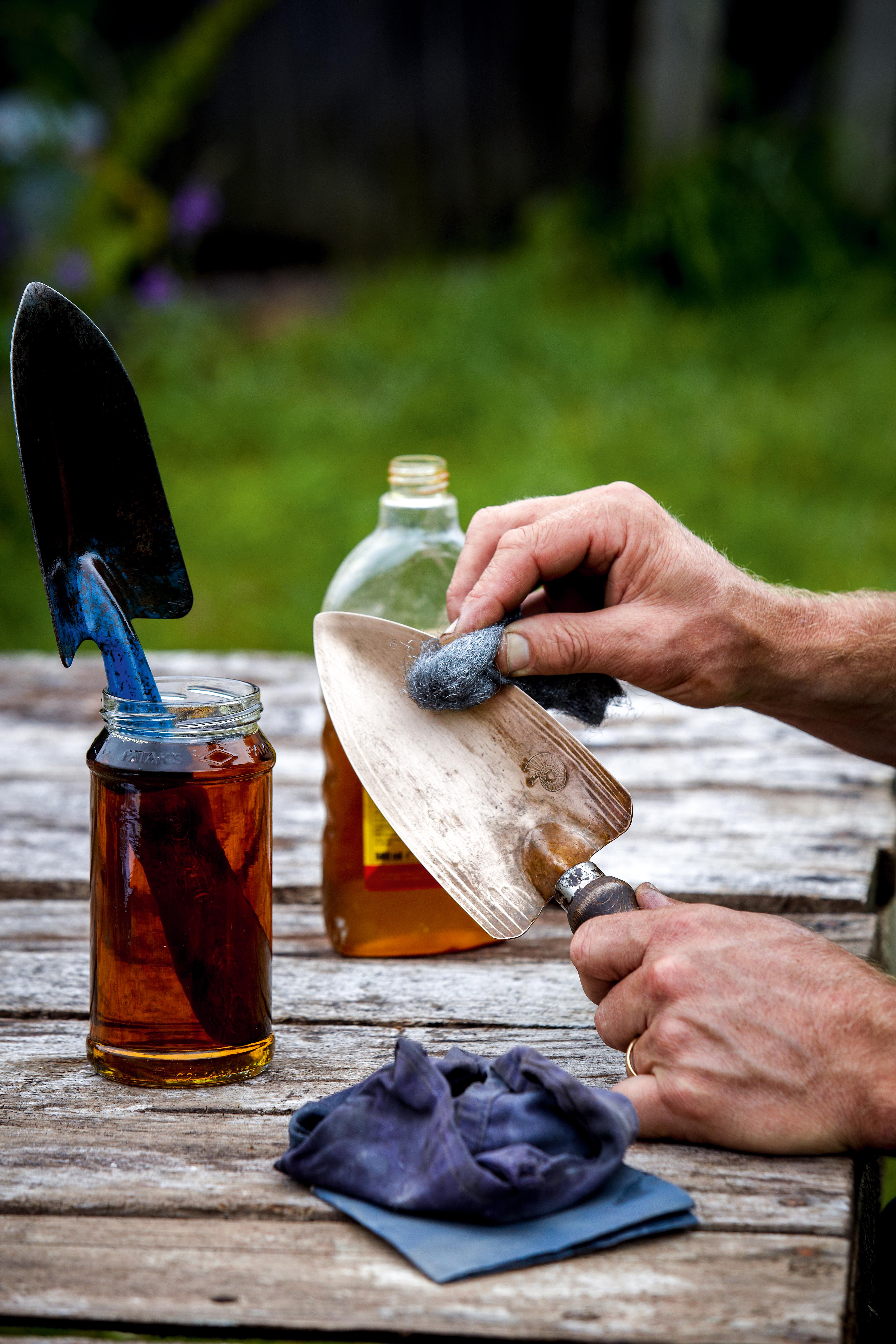 Clean your rusty tools with wire wool
